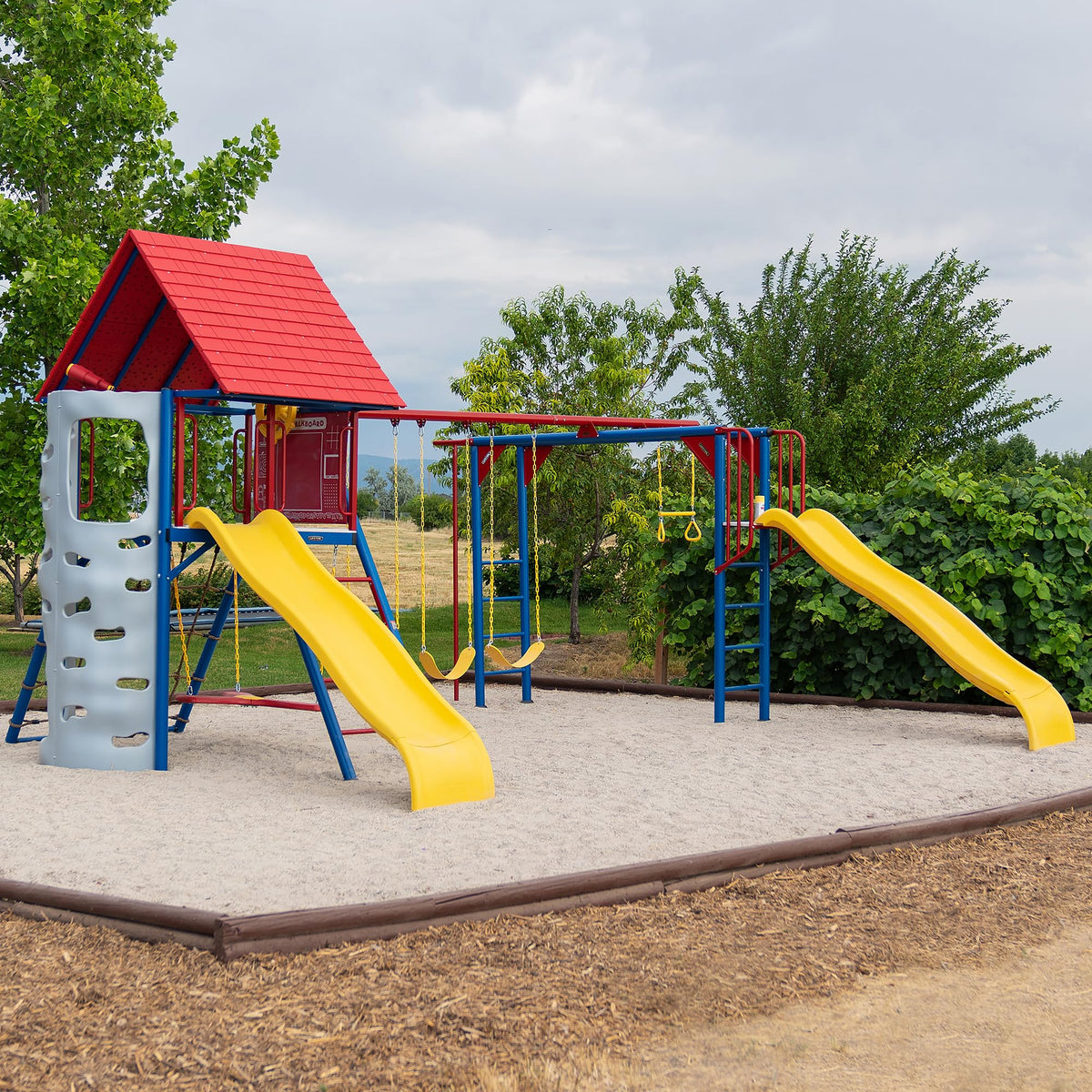 Lifetime Big Stuff Deluxe Swing Set Playset, Primary